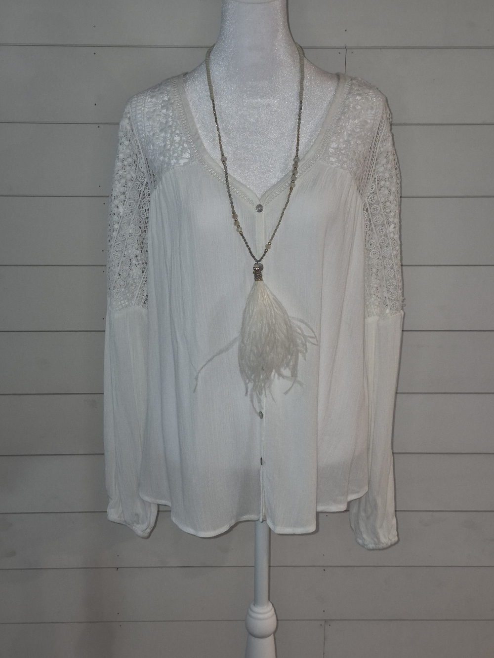 Daytrip Boutiful White Blouse Size S